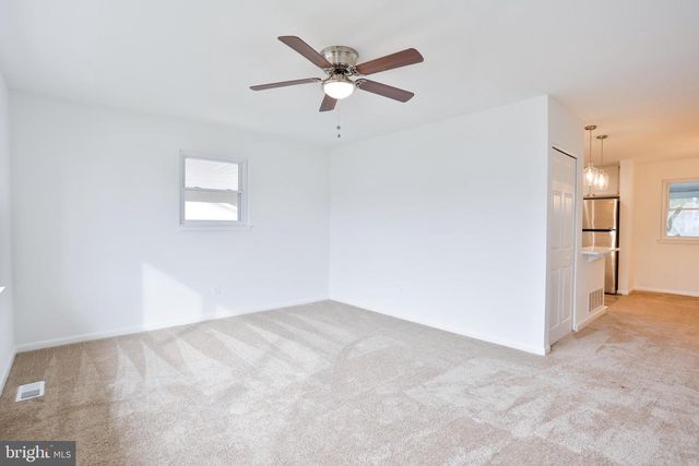 4122 LOCH LOMOND DR, Baltimore, MD 21236