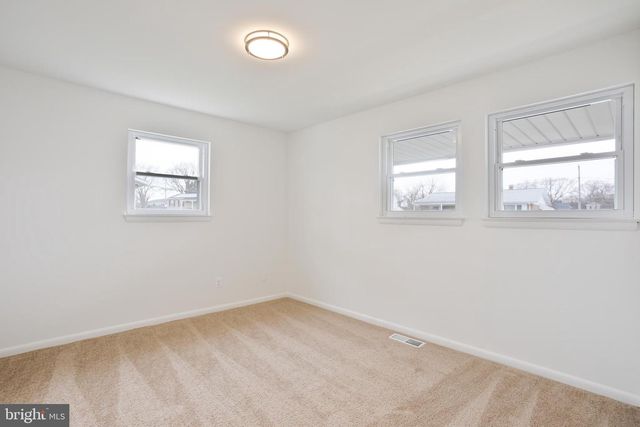 4122 LOCH LOMOND DR, Baltimore, MD 21236