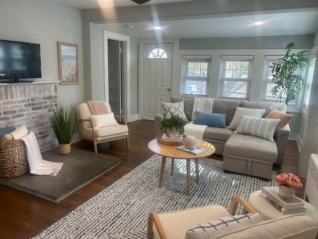 794 Sandwich Road, Falmouth, MA 02540