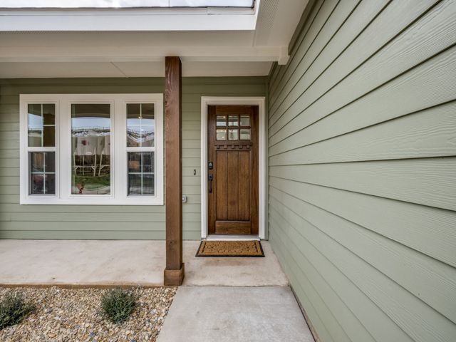 204 Walnut Street, Whitesboro, TX 76273