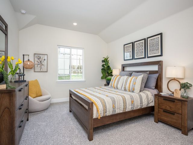 204 Walnut Street, Whitesboro, TX 76273