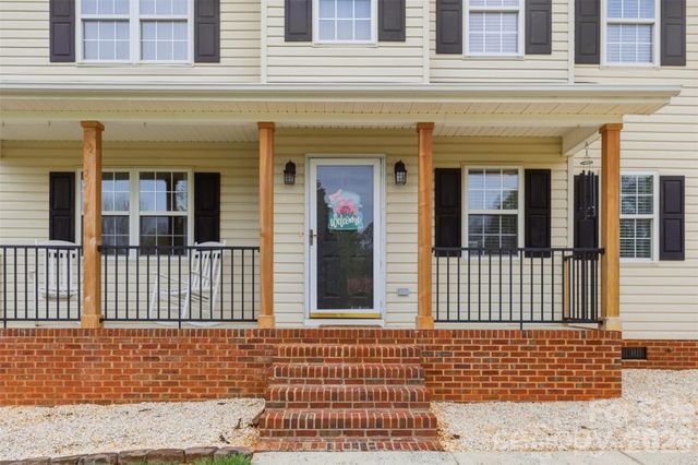 140 Silver Birch Lane, Mount Holly, NC 28120