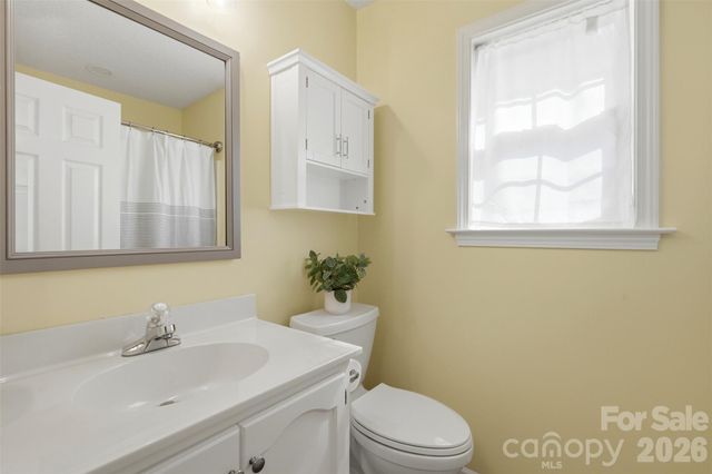 140 Silver Birch Lane, Mount Holly, NC 28120