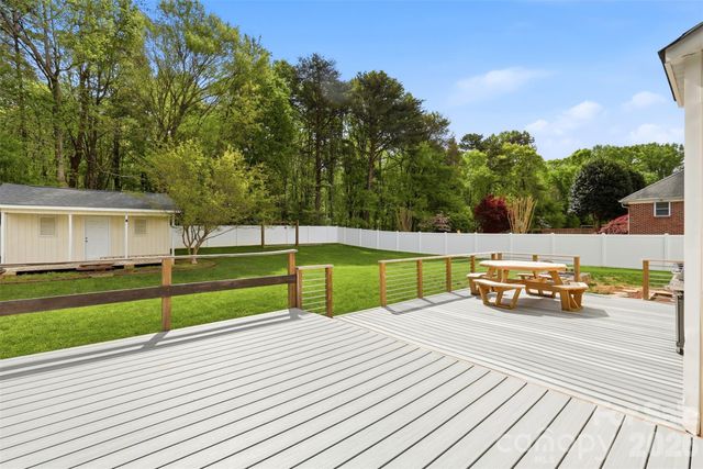 140 Silver Birch Lane, Mount Holly, NC 28120