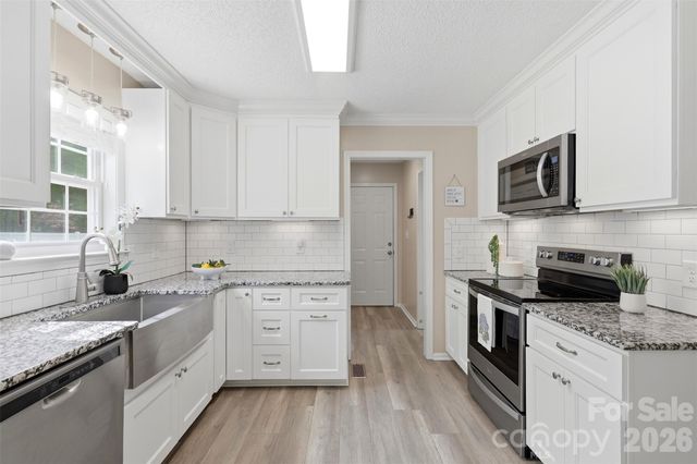 140 Silver Birch Lane, Mount Holly, NC 28120