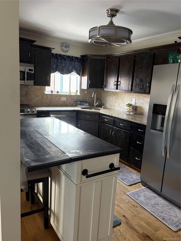 30 Stone Boulevard, Massapequa, NY 11758