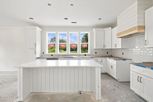 1048 Montclair Drive, Wilmington, NC 28403