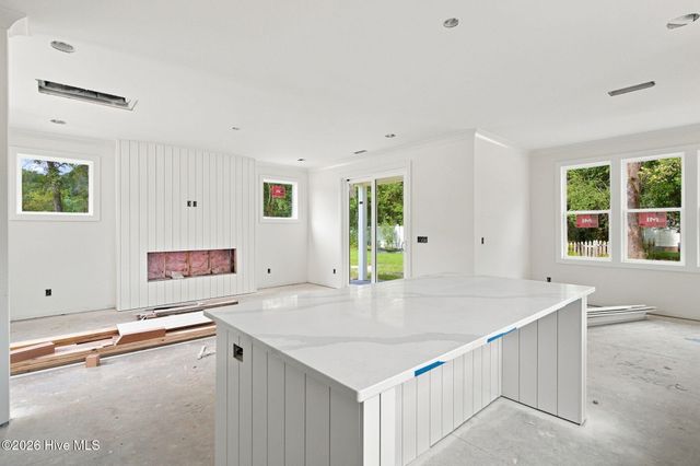 1048 Montclair Drive, Wilmington, NC 28403