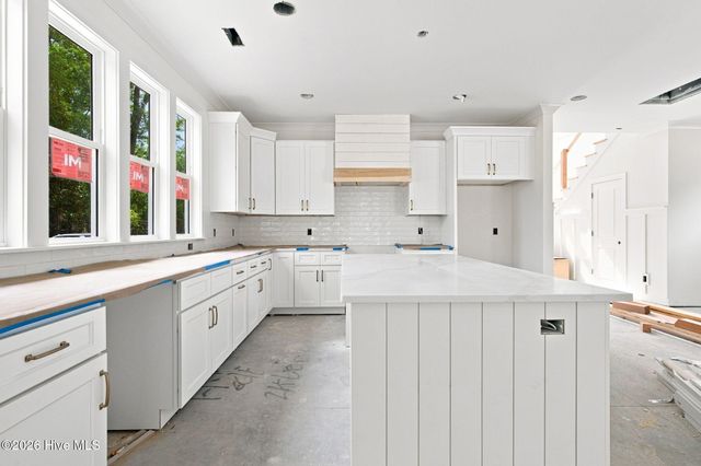 1048 Montclair Drive, Wilmington, NC 28403