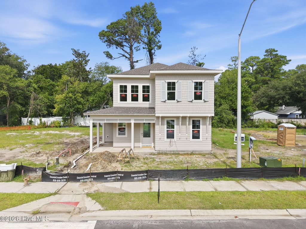 1048 Montclair Drive, Wilmington, NC 28403