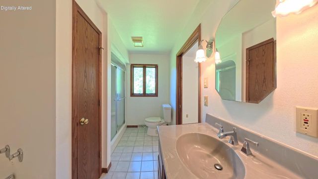 912 Edgewater COURT, Watertown, WI 53098
