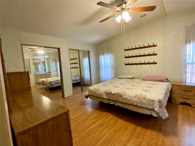 35935 TANDA CIRCLE, Zephyrhills, FL 33541
