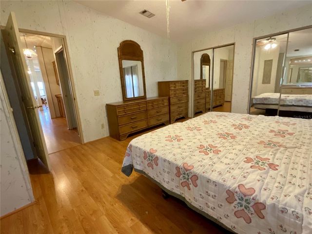 35935 TANDA CIRCLE, Zephyrhills, FL 33541