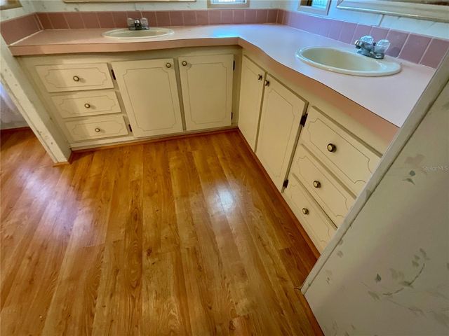 35935 TANDA CIRCLE, Zephyrhills, FL 33541