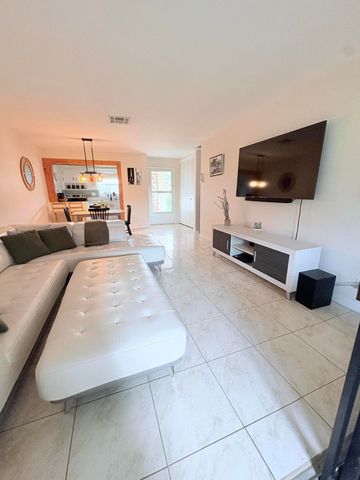 2966 Crosley Drive E D, West Palm Beach, FL 33415