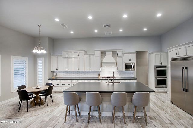 20061 E CHERRYWOOD Court, Queen Creek, AZ 85142