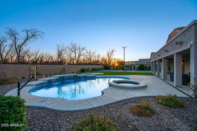 20061 E CHERRYWOOD Court, Queen Creek, AZ 85142