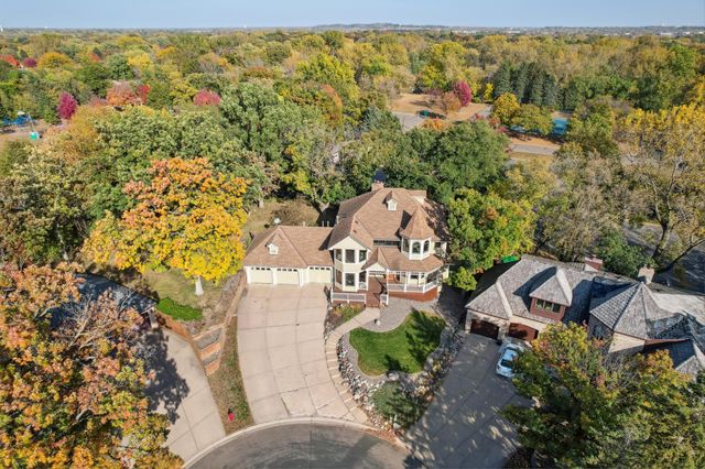 1451 Brookshire Court, New Brighton, MN 55112