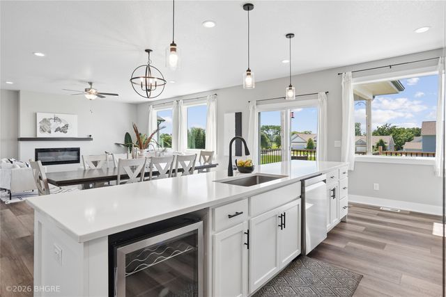 2314 E 50th Court, Des Moines, IA 50317
