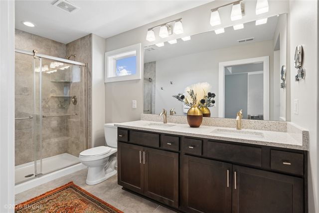2314 E 50th Court, Des Moines, IA 50317