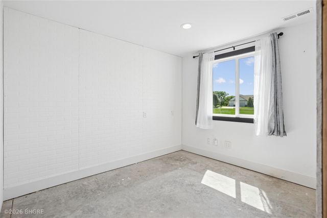 2314 E 50th Court, Des Moines, IA 50317