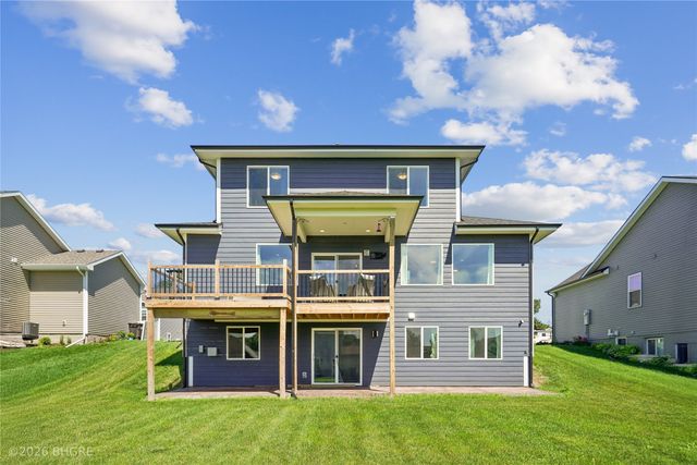 2314 E 50th Court, Des Moines, IA 50317