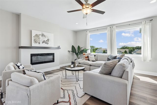 2314 E 50th Court, Des Moines, IA 50317