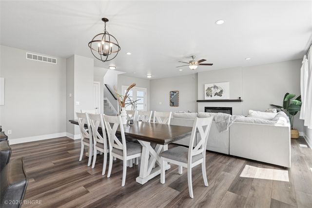 2314 E 50th Court, Des Moines, IA 50317