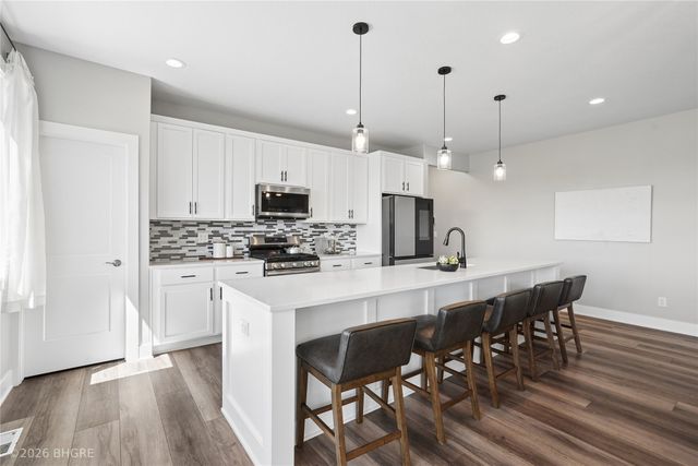 2314 E 50th Court, Des Moines, IA 50317