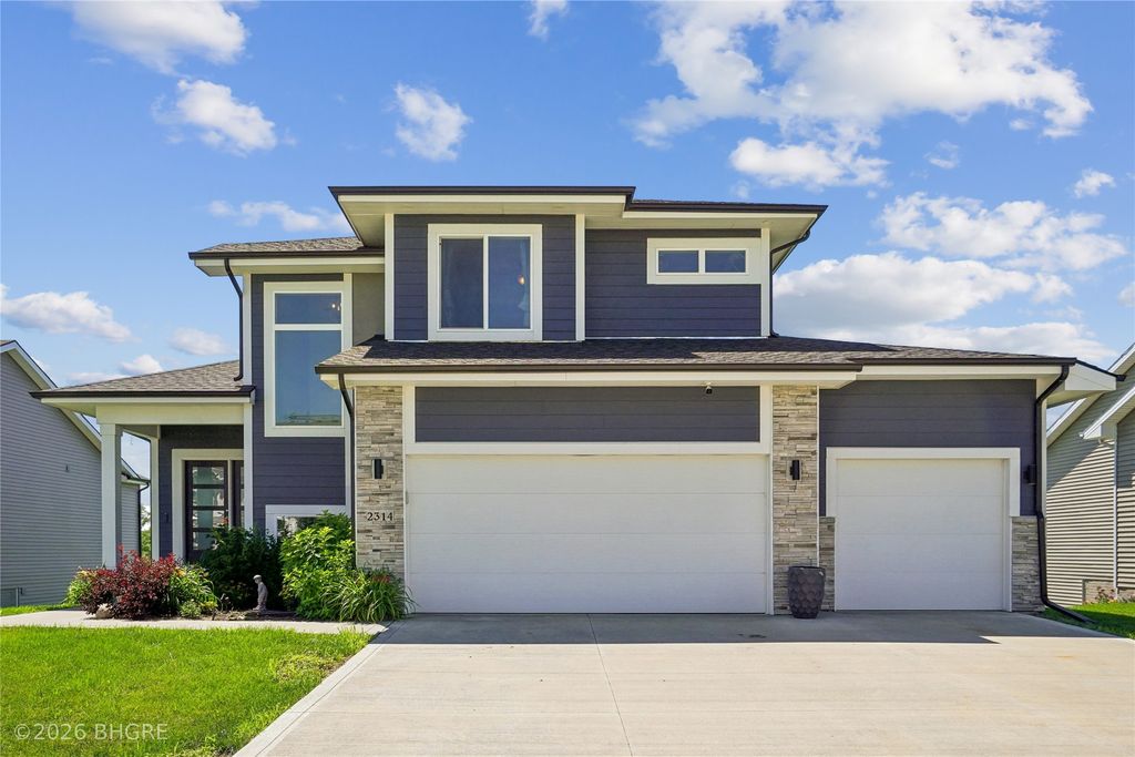 2314 E 50th Court, Des Moines, IA 50317