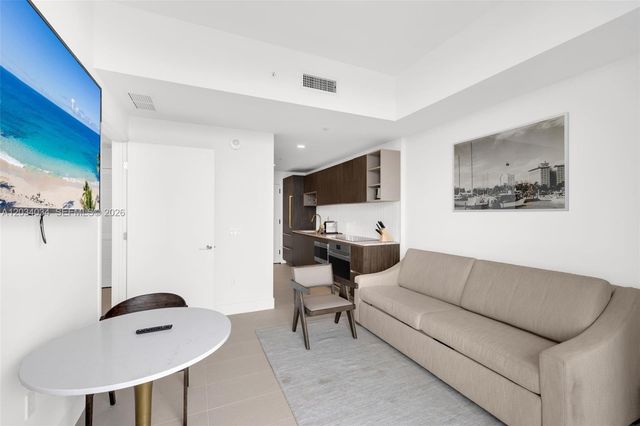 601 NE 1st Avenue LPH 4814, Miami, FL 33132