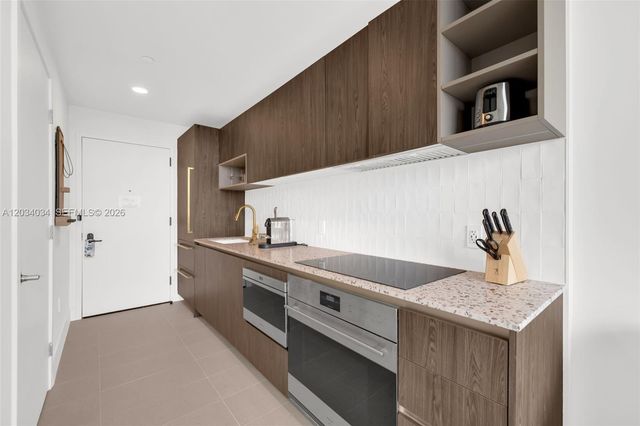 601 NE 1st Avenue LPH 4814, Miami, FL 33132