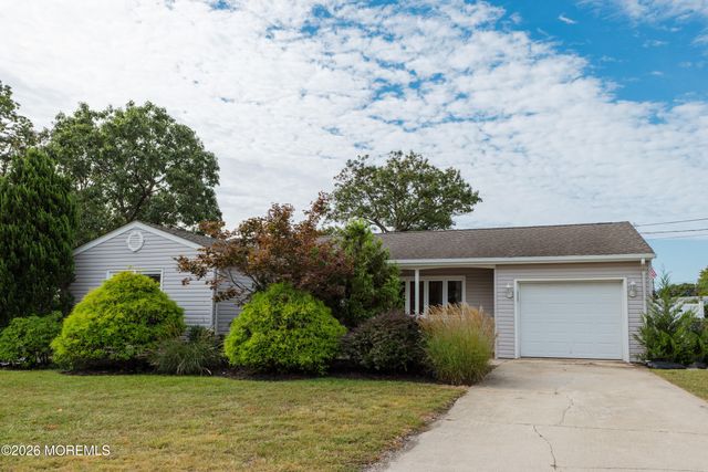 466 Vassar Place, Brick, NJ 08723