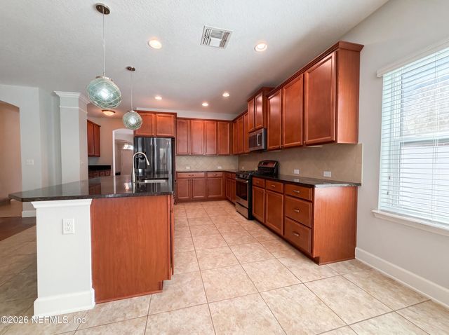 288 CAMERON Drive, Ponte Vedra, FL 32081