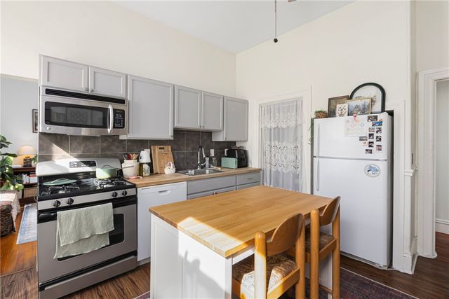 14 Parade Street, Providence, RI 02909