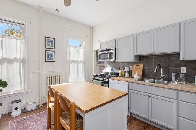 14 Parade Street, Providence, RI 02909