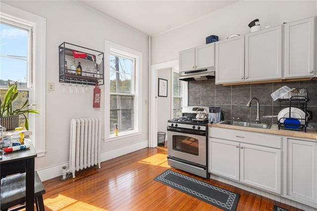 14 Parade Street, Providence, RI 02909