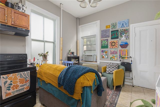 14 Parade Street, Providence, RI 02909