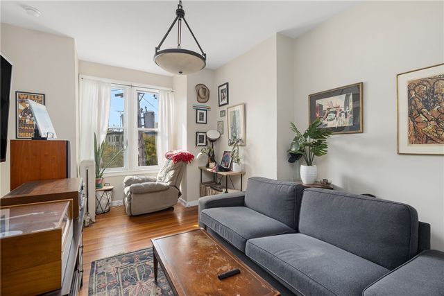 14 Parade Street, Providence, RI 02909