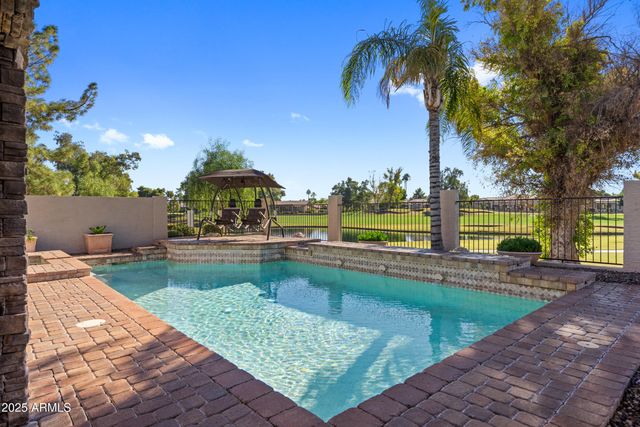 1161 W HONEYSUCKLE Lane, Chandler, AZ 85248