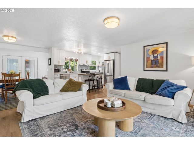 10835 Sw 39TH Ave, Portland, OR 97219