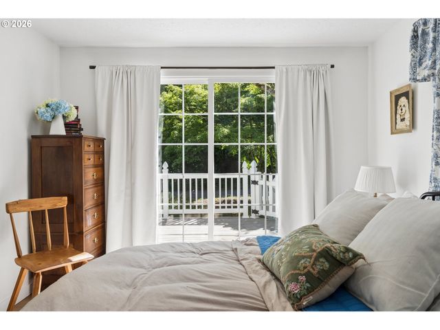10835 Sw 39TH Ave, Portland, OR 97219