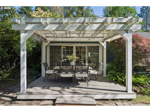 10835 Sw 39TH Ave, Portland, OR 97219