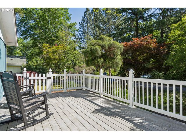 10835 Sw 39TH Ave, Portland, OR 97219