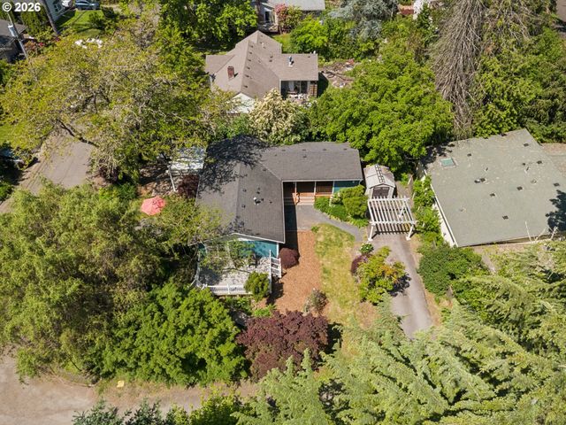 10835 Sw 39TH Ave, Portland, OR 97219