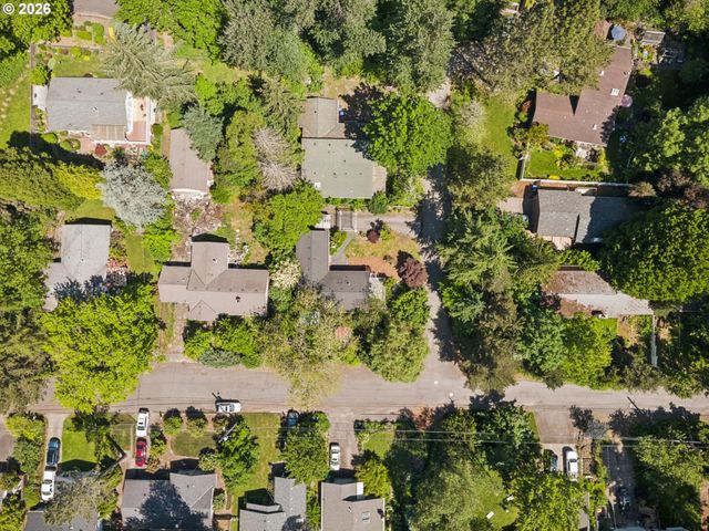 10835 Sw 39TH Ave, Portland, OR 97219