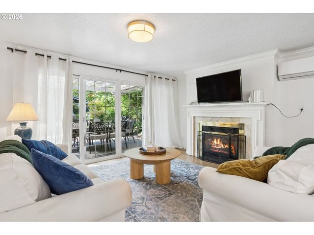10835 Sw 39TH Ave, Portland, OR 97219