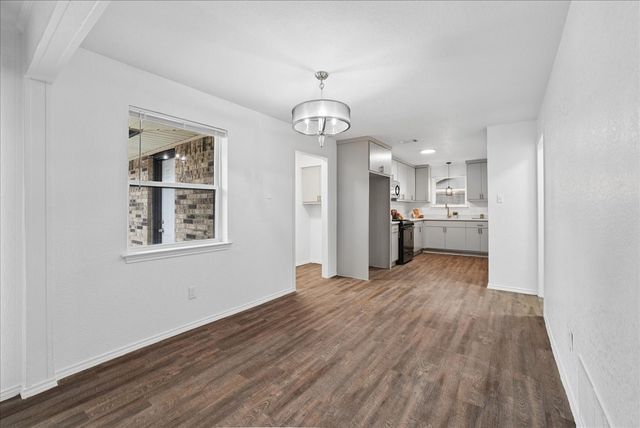 236 Charles Street, Desoto, TX 75115