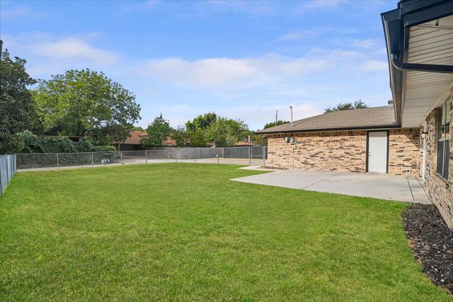 236 Charles Street, Desoto, TX 75115