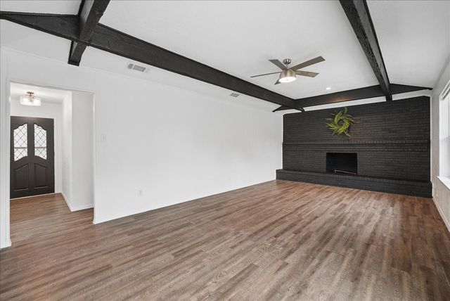 236 Charles Street, Desoto, TX 75115